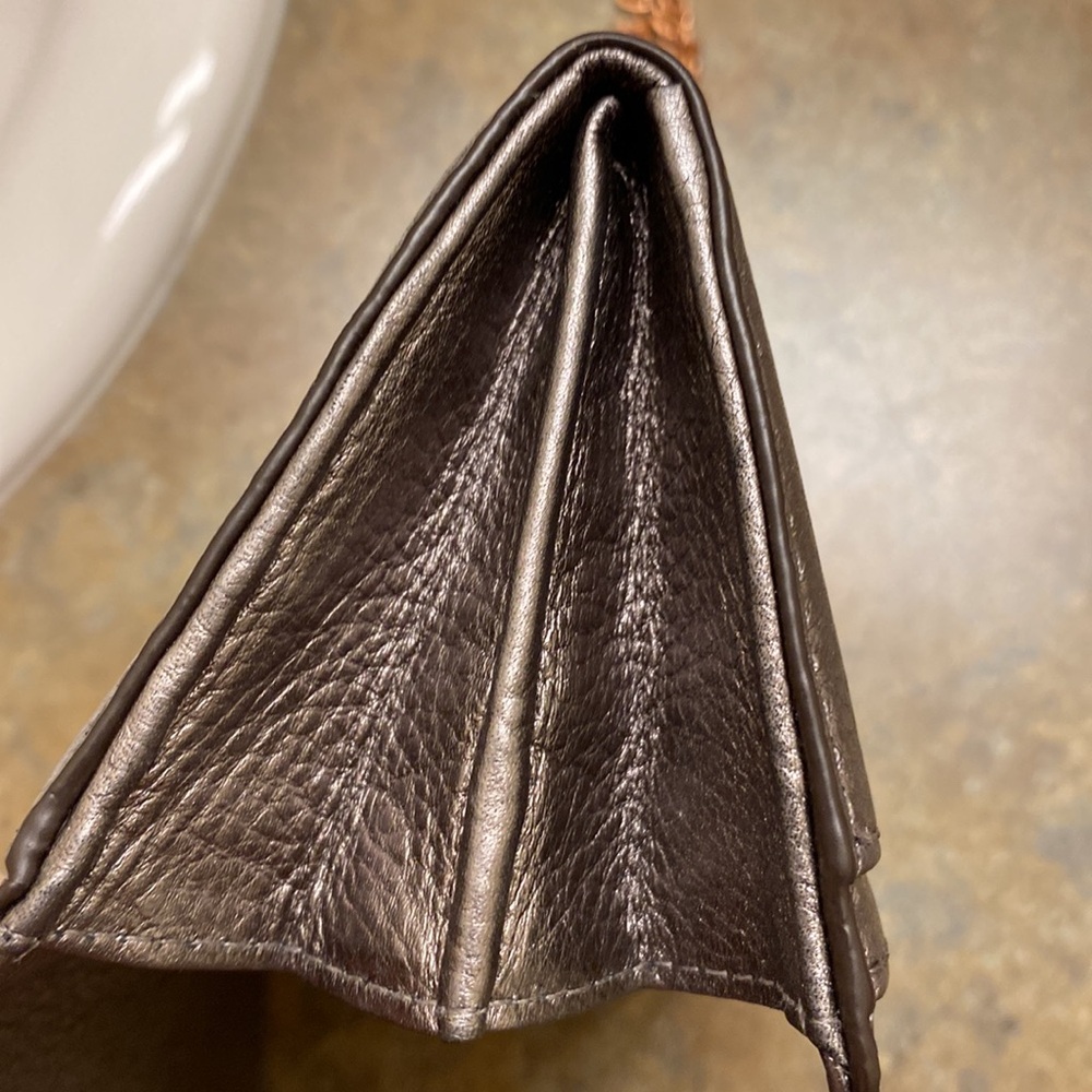 Michael Kors Wallet - Picture 9 of 16